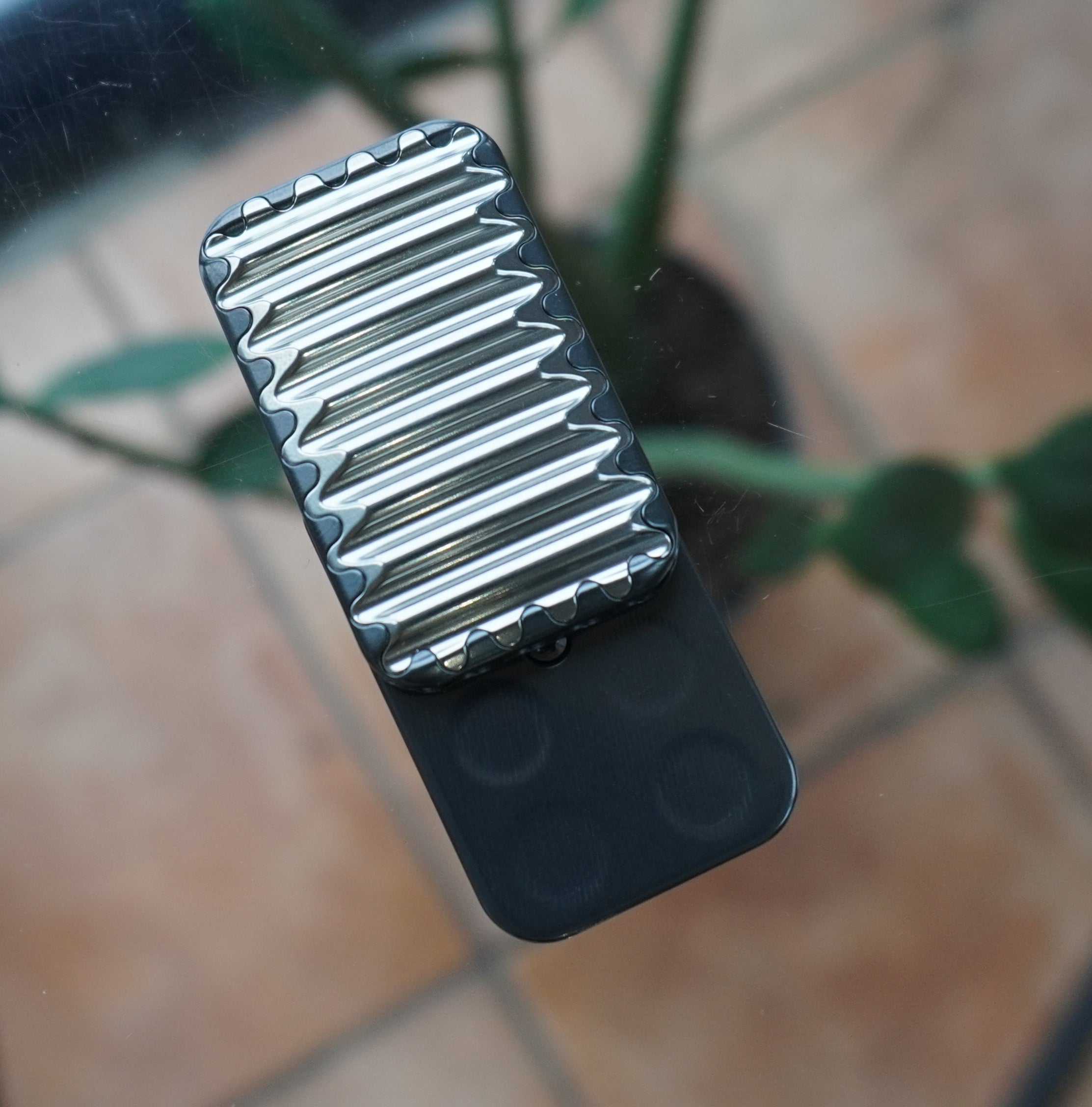 Crinkle - SD201 - Zirconium / Titanium (Matte) / Zirconium - 3-Click