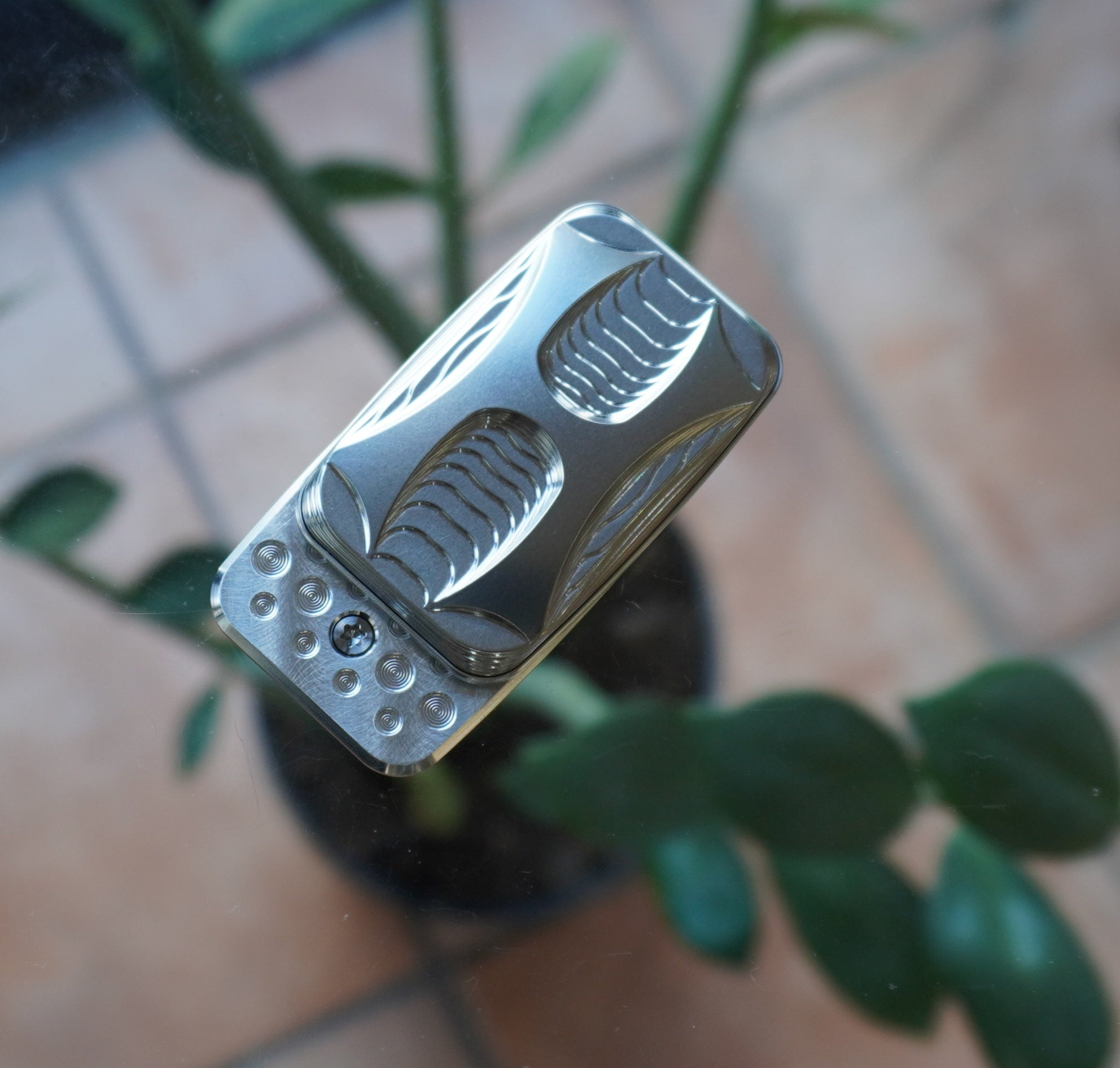 Titanium - SE175 - "Hugh" Slider - 3-Click