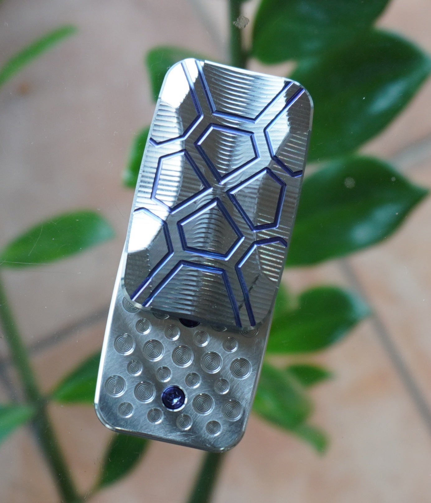 Titanium - SE303- Squashed Toad "Quad"