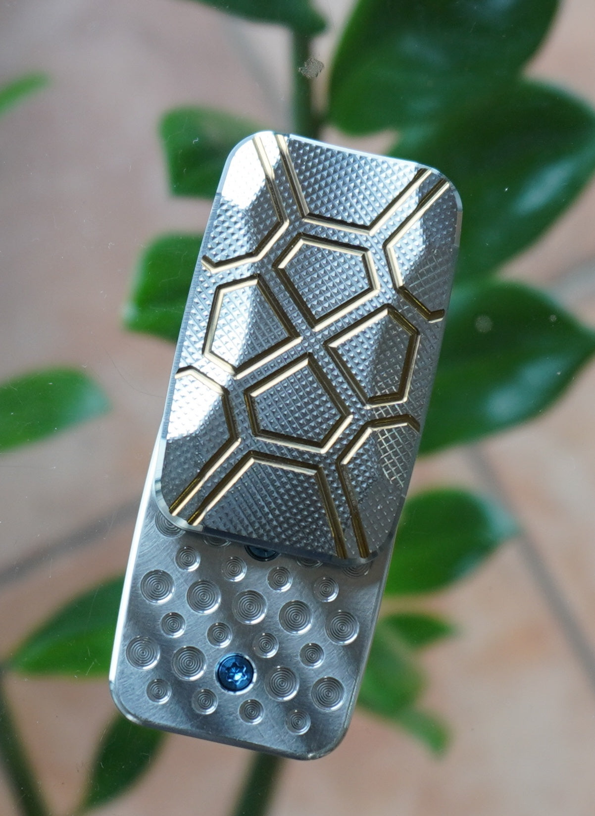 Titanium - SE304- Squashed Toad "Quad"