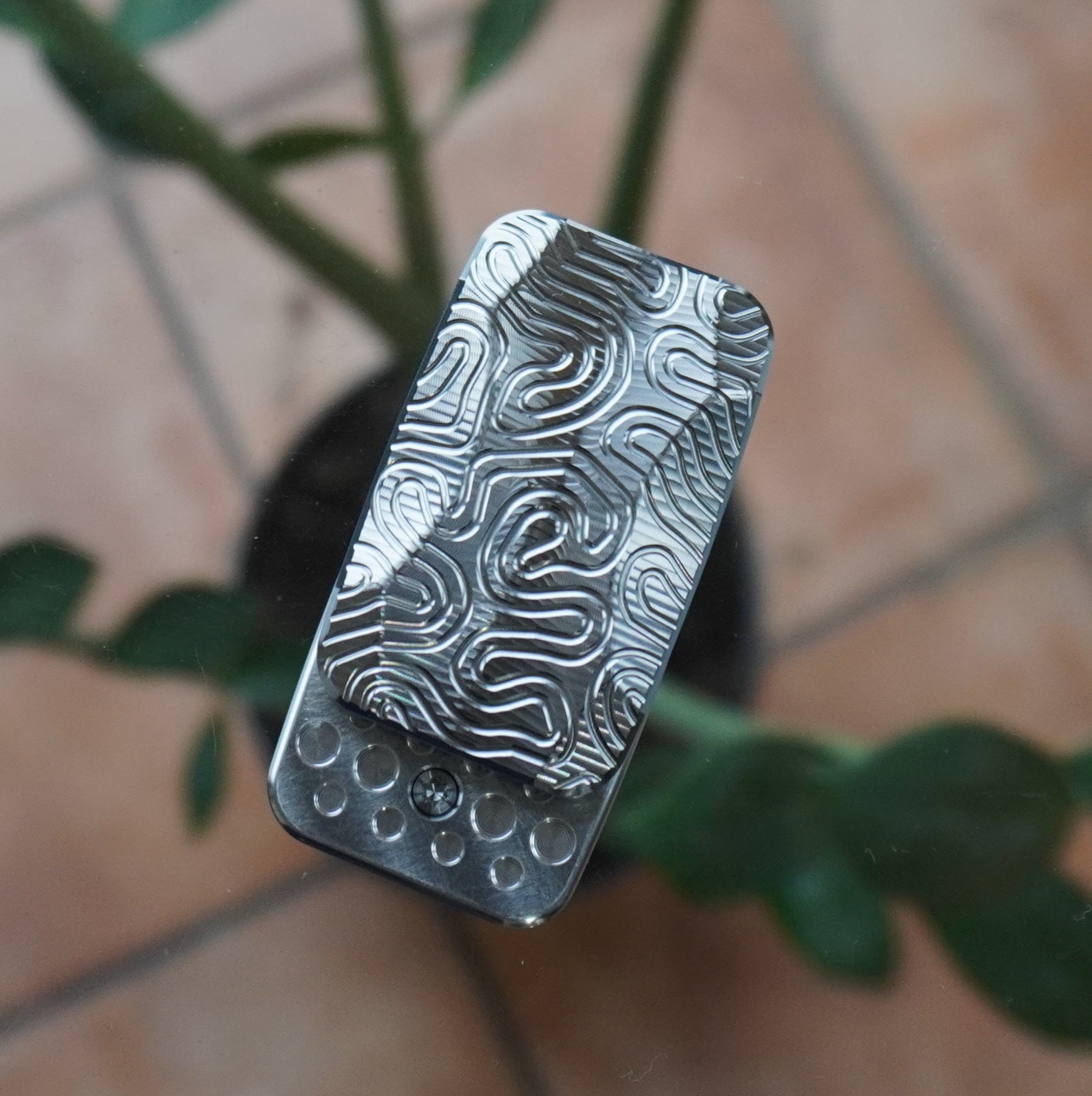 Titanium - SE157 - Squashed Toad "Worm"