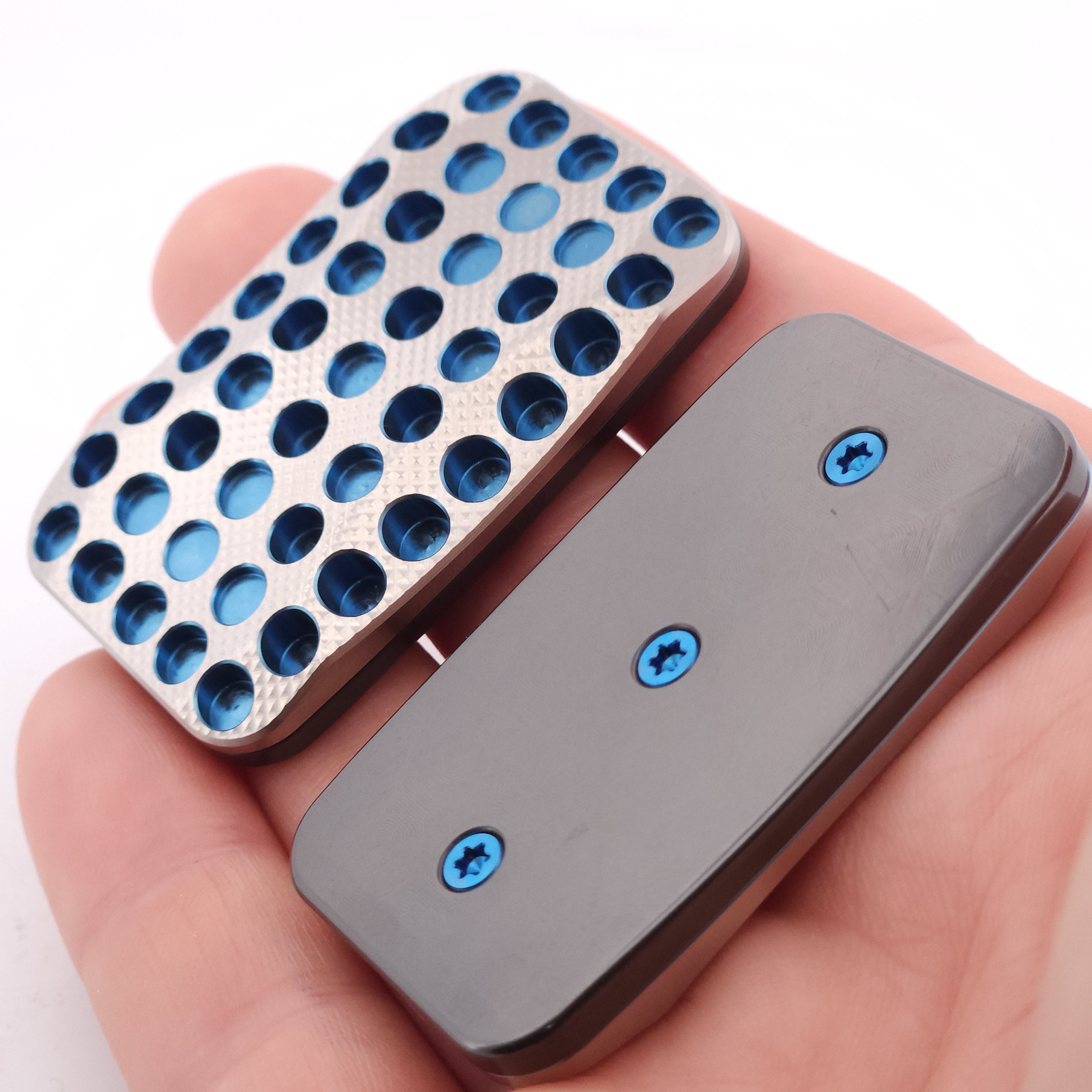 TA-354-L: Toad Holy "SuperGrip"