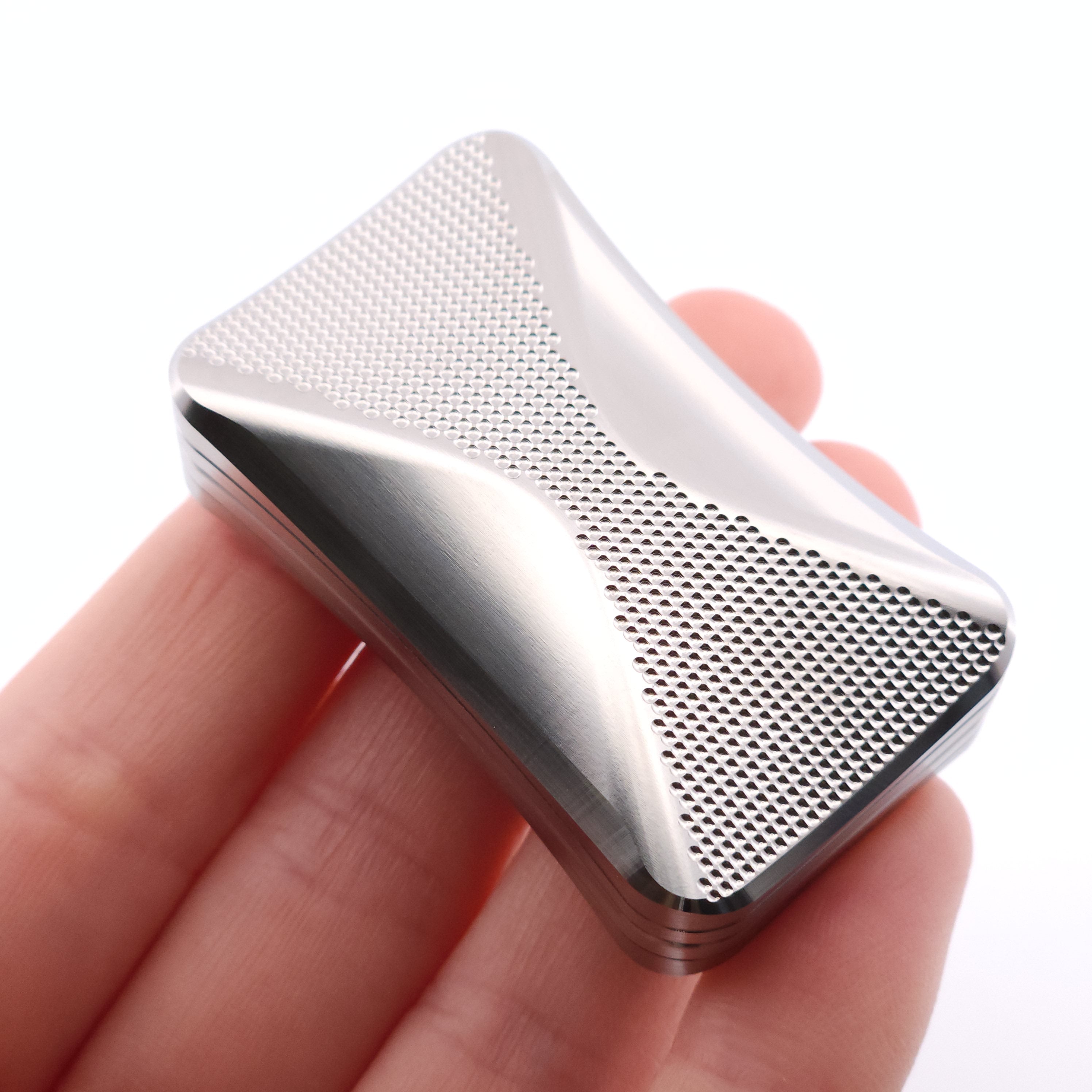 MCD004-6 "Binky"
