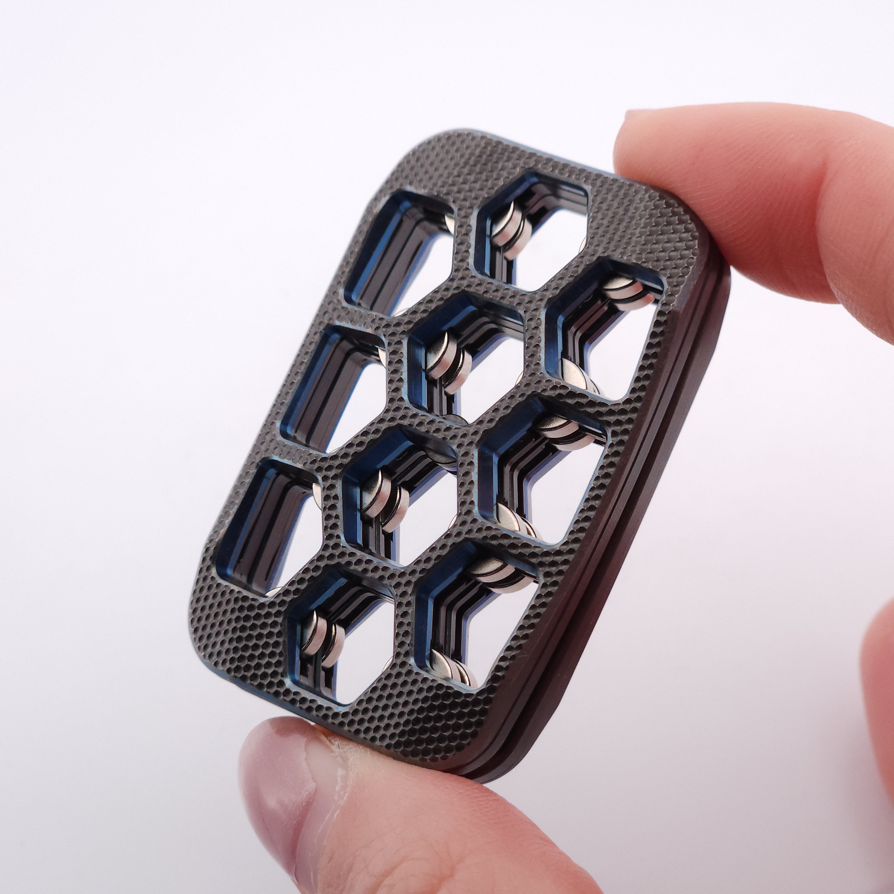 ZAD492 - Skelly Hex "Fine Golf"