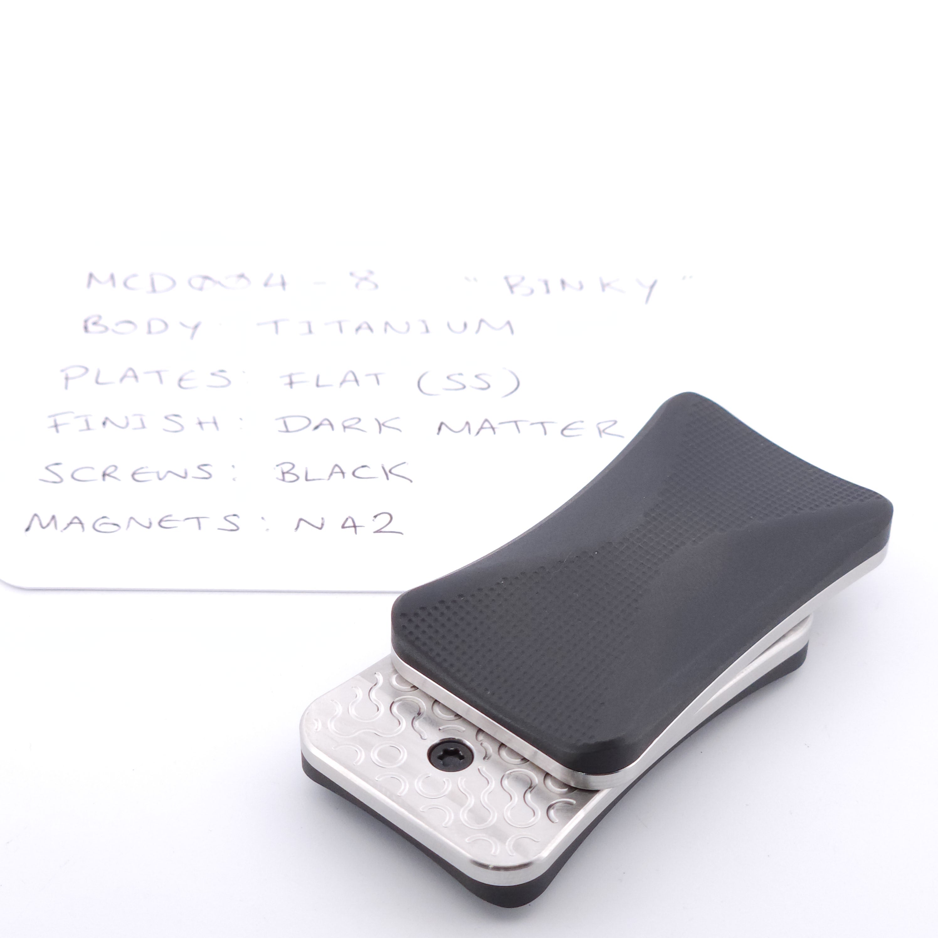 MCD004-8 "Binky"