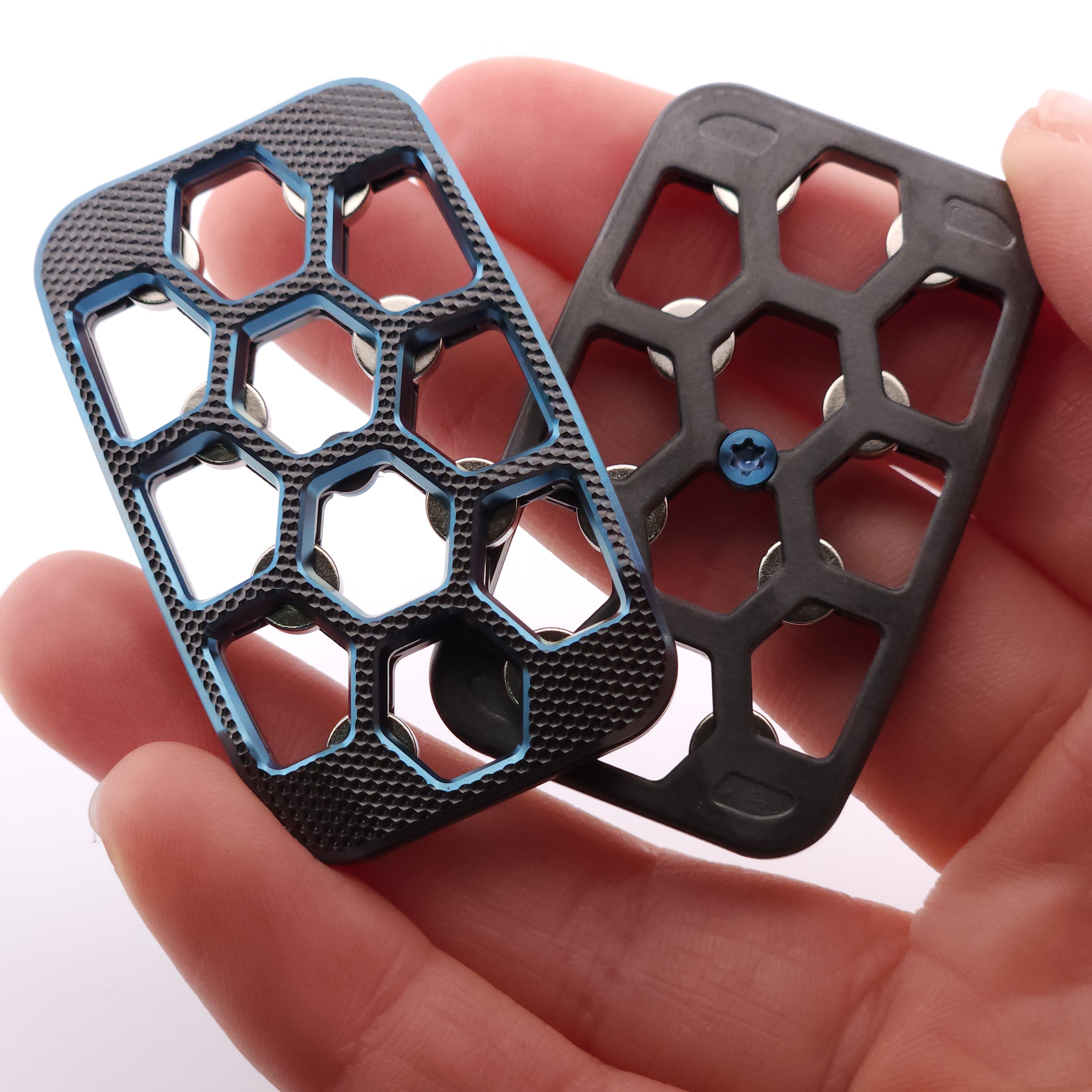 ZAD453 - Skelly Hex "Fine Golf"