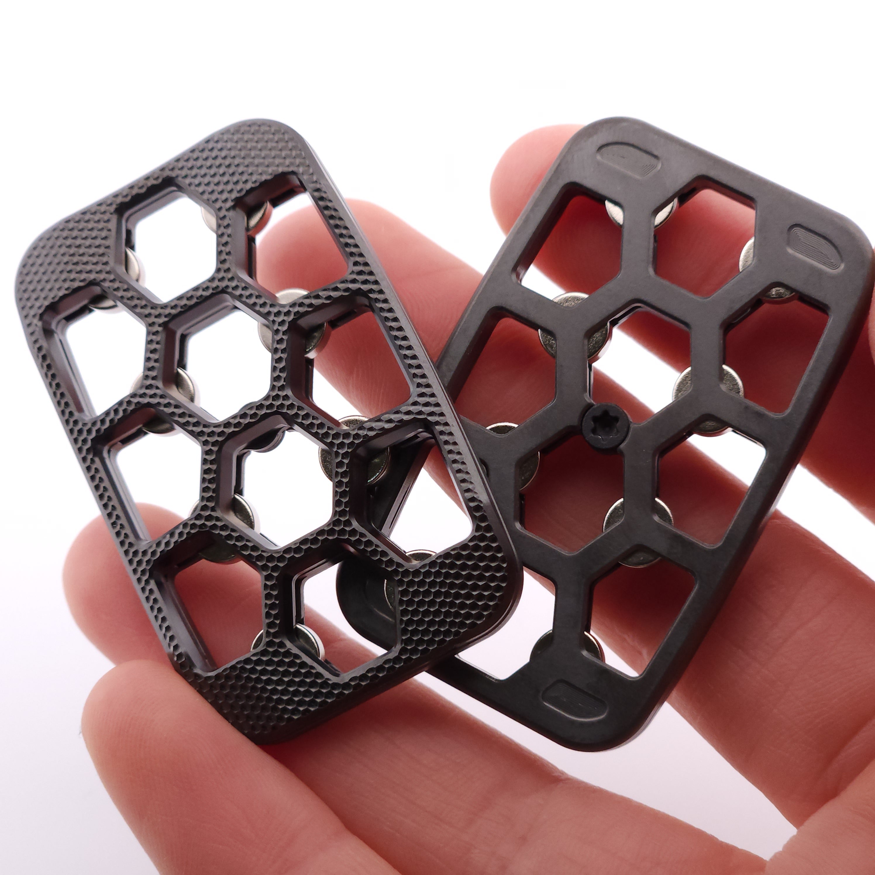 ZAD454 - Skelly Hex "Fine Golf" *BLEM*