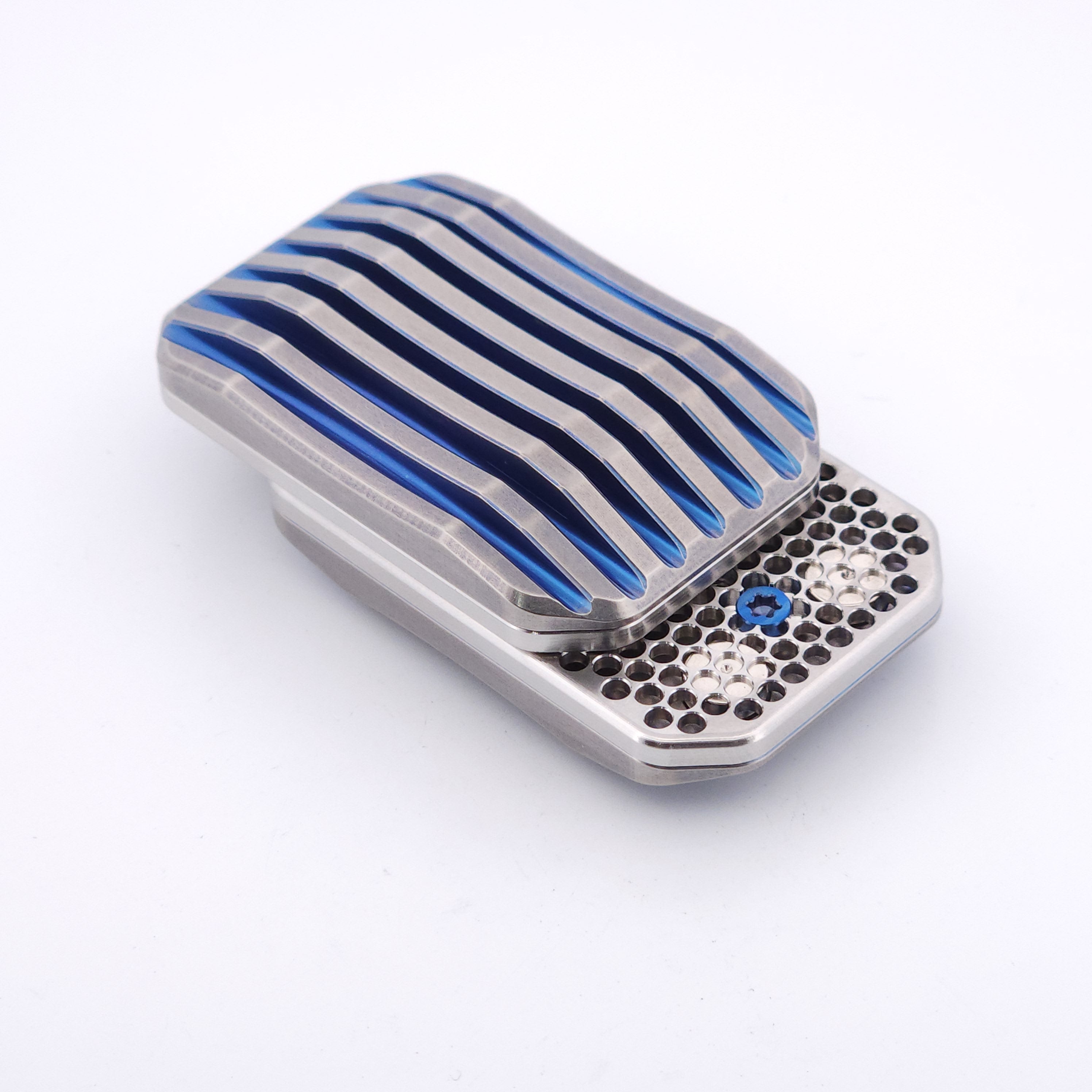 TAH398 - "Egg Slicer"