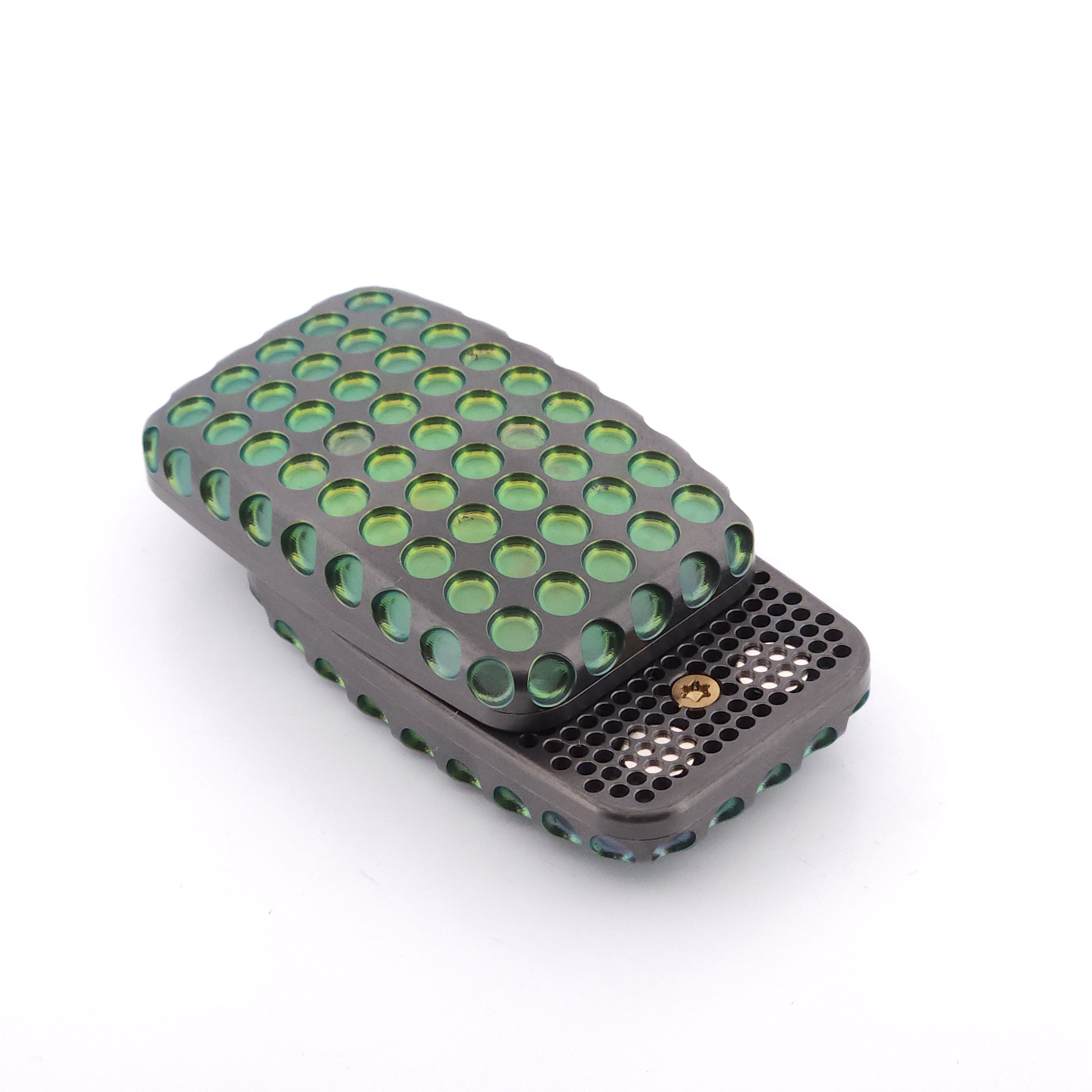 ZA-457-L: Pebble "Dimple" *BLEM*