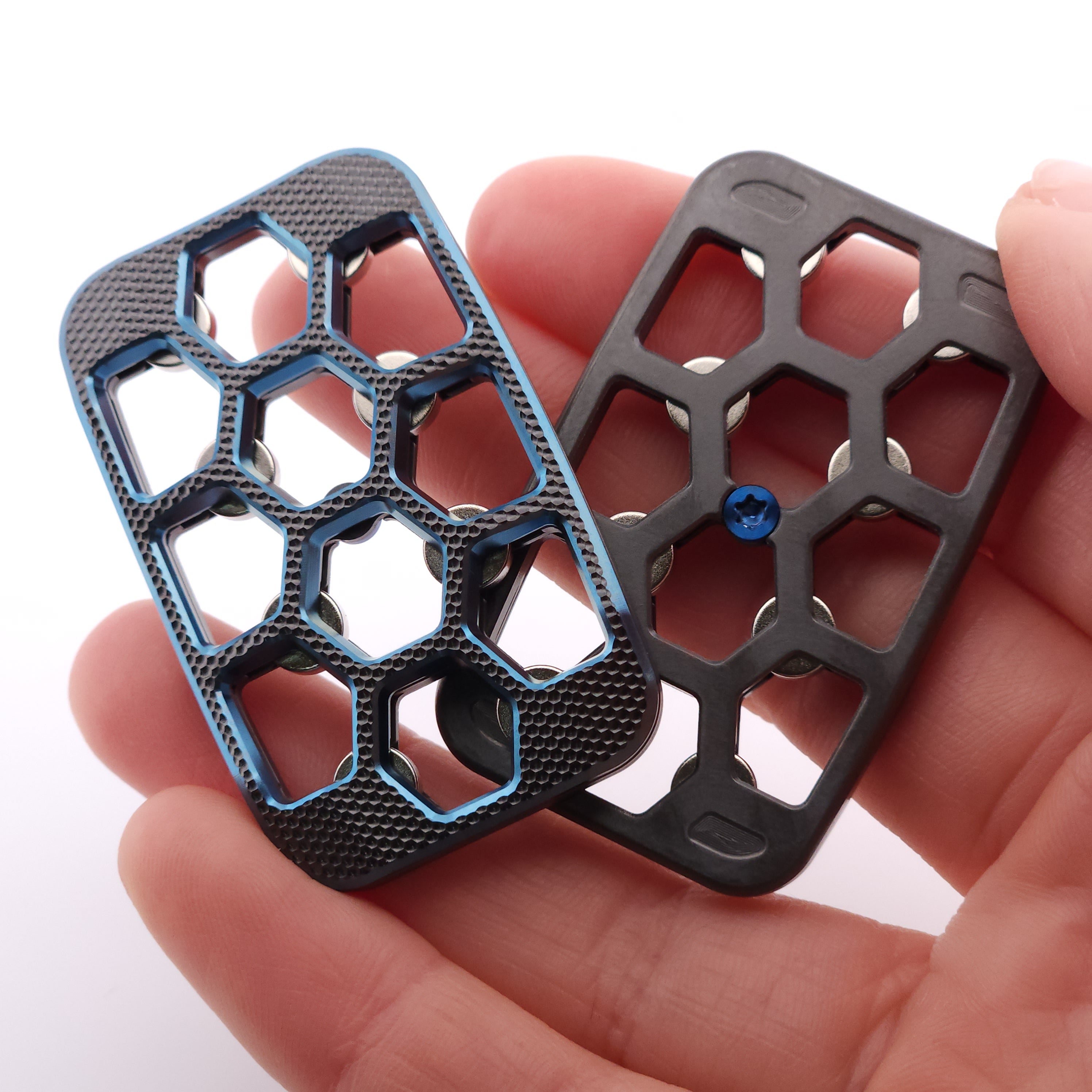 ZAD452 - Skelly Hex "Fine Golf"