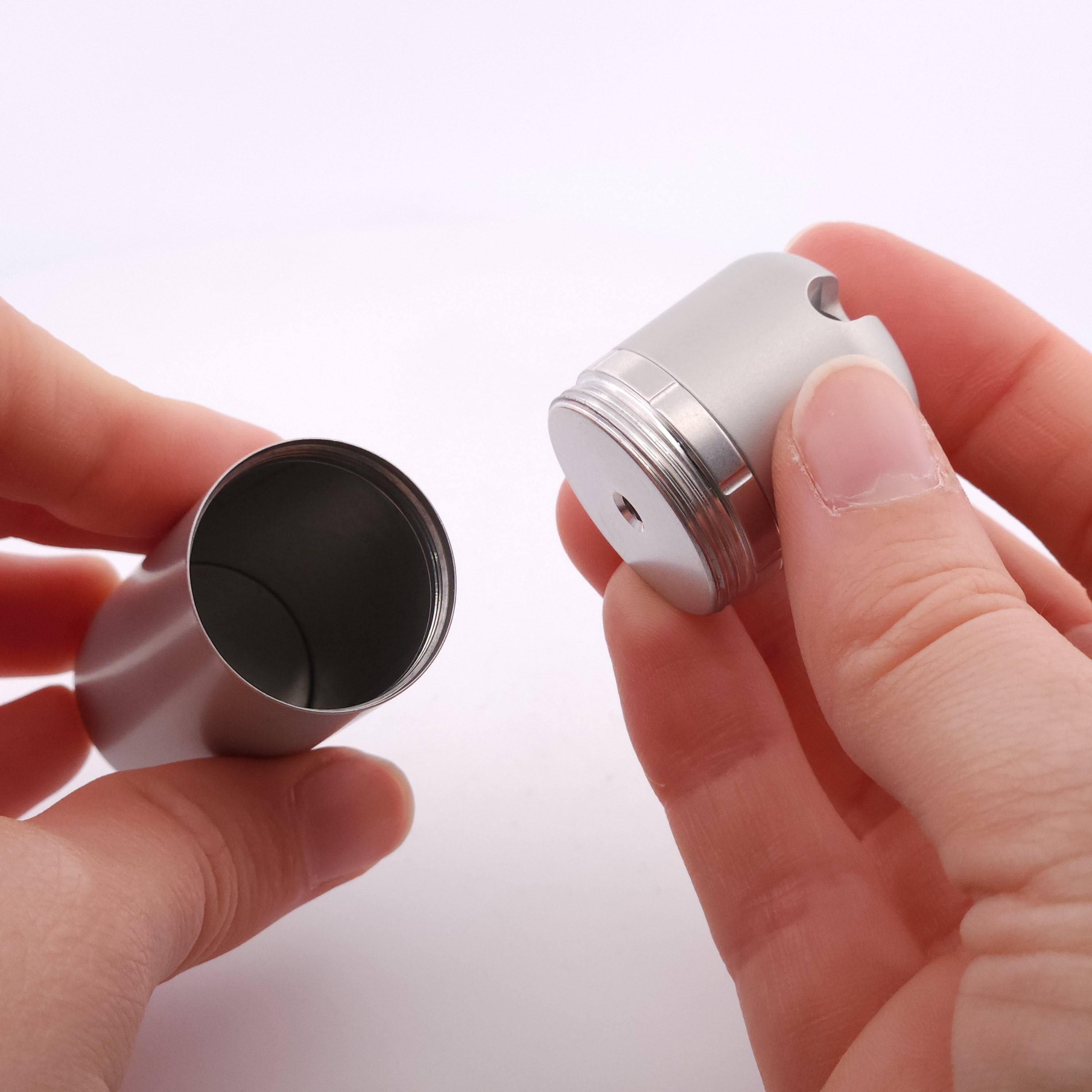 OAC560 - "SaniTi" Bottle (Aluminium Version)