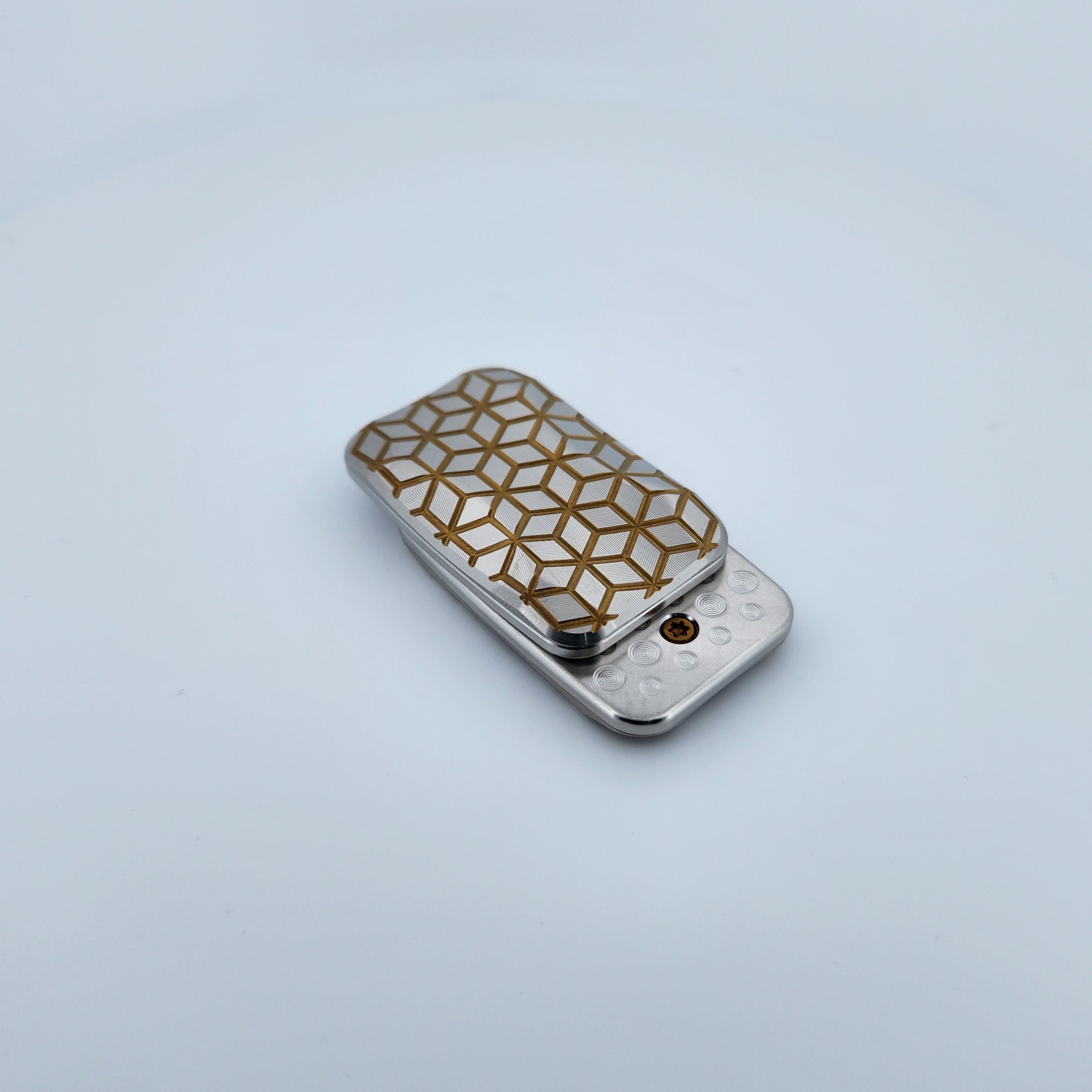 Titanium - SE325 - Squashed Toad "Box"
