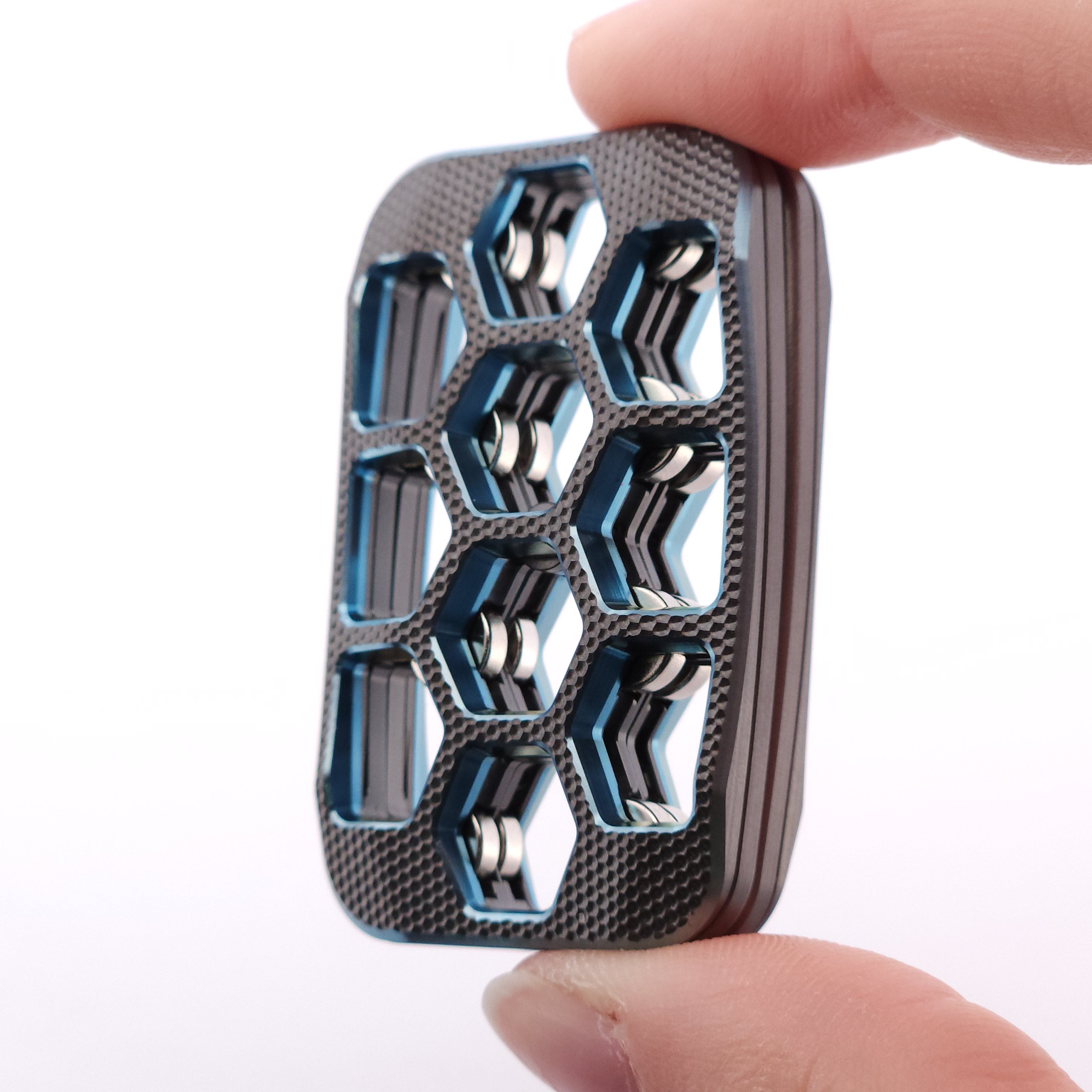 ZAD440 - Skelly Hex "Fine Golf"
