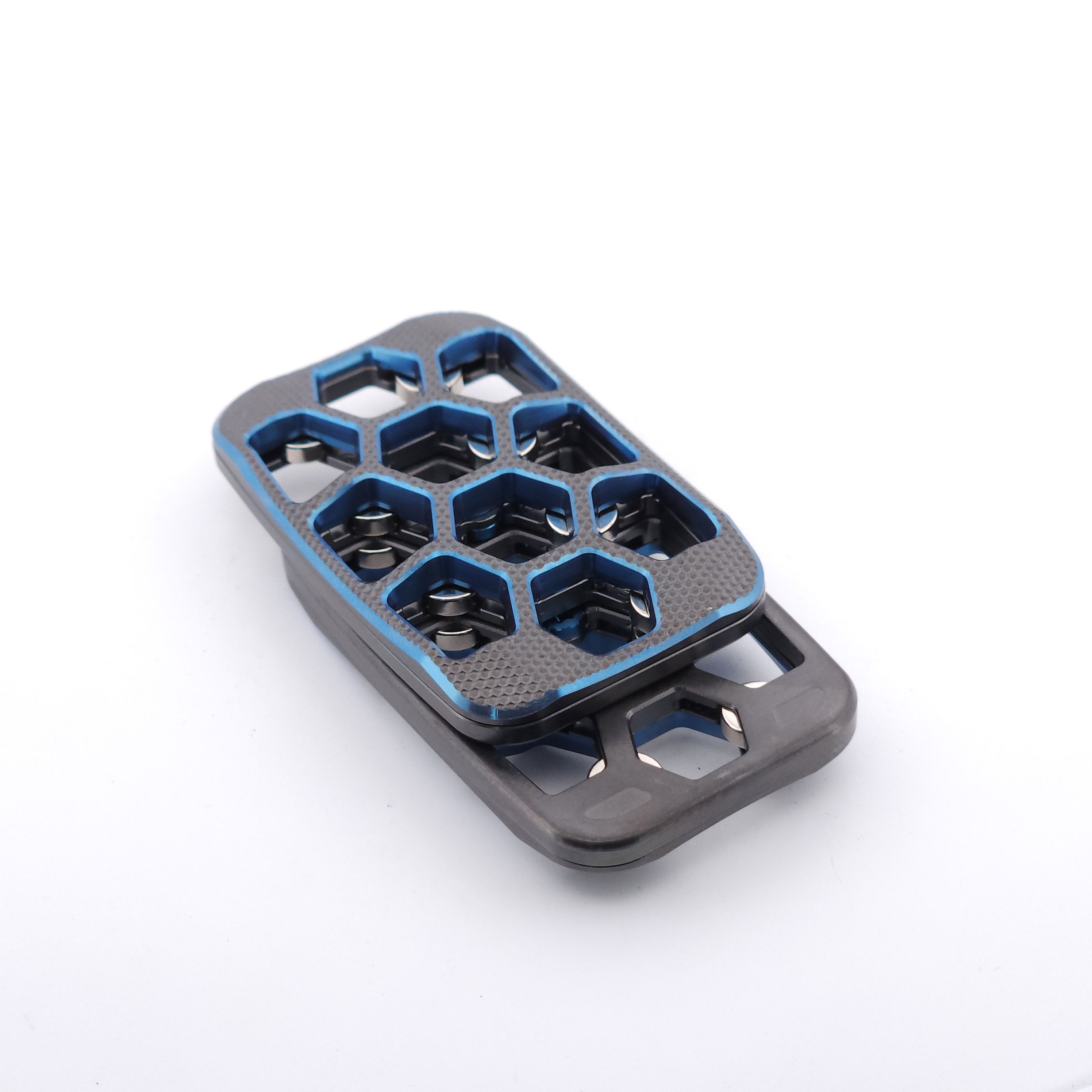 ZAD496- Skelly Hex "Fine Golf"