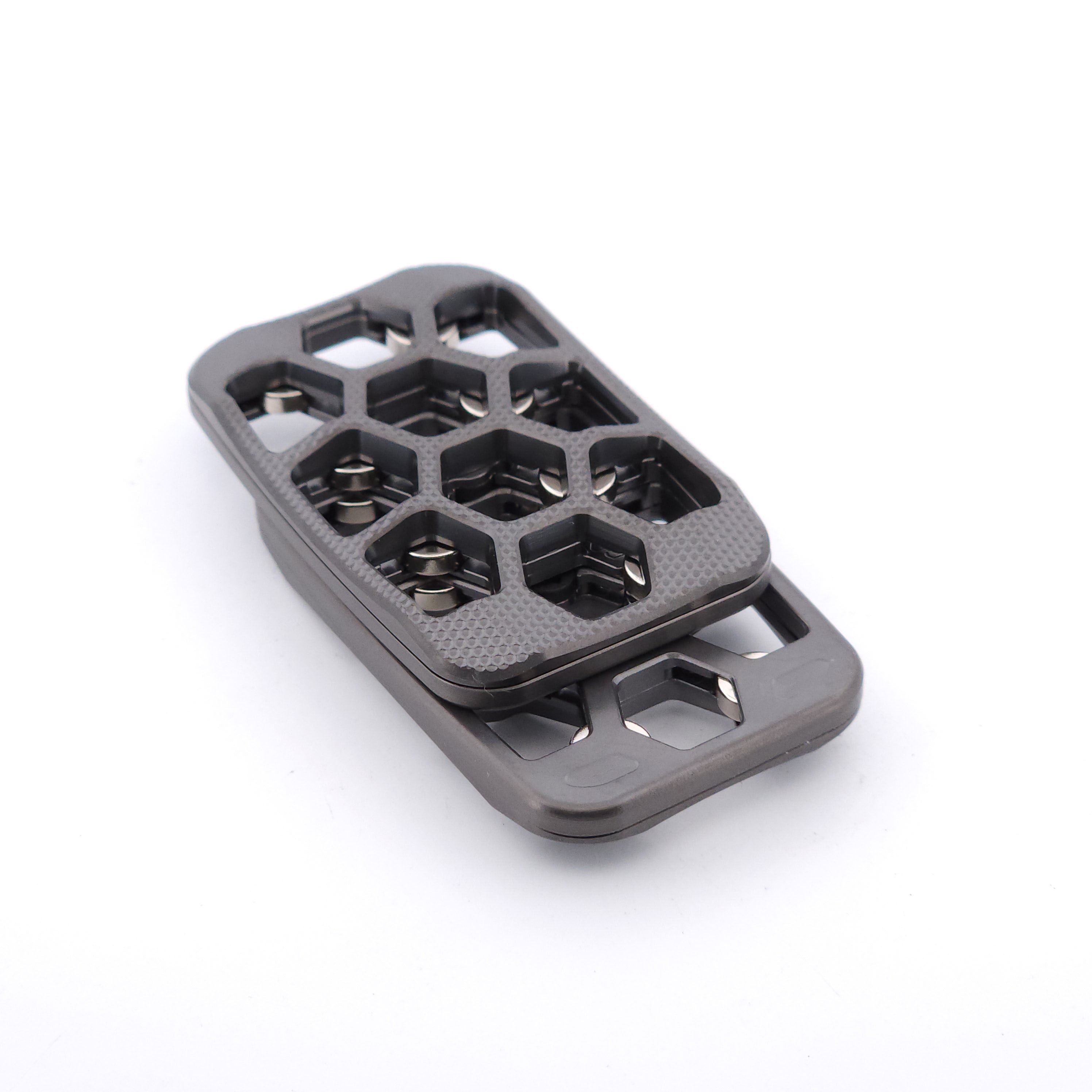 ZAD444 - Skelly Hex "Fine Golf"