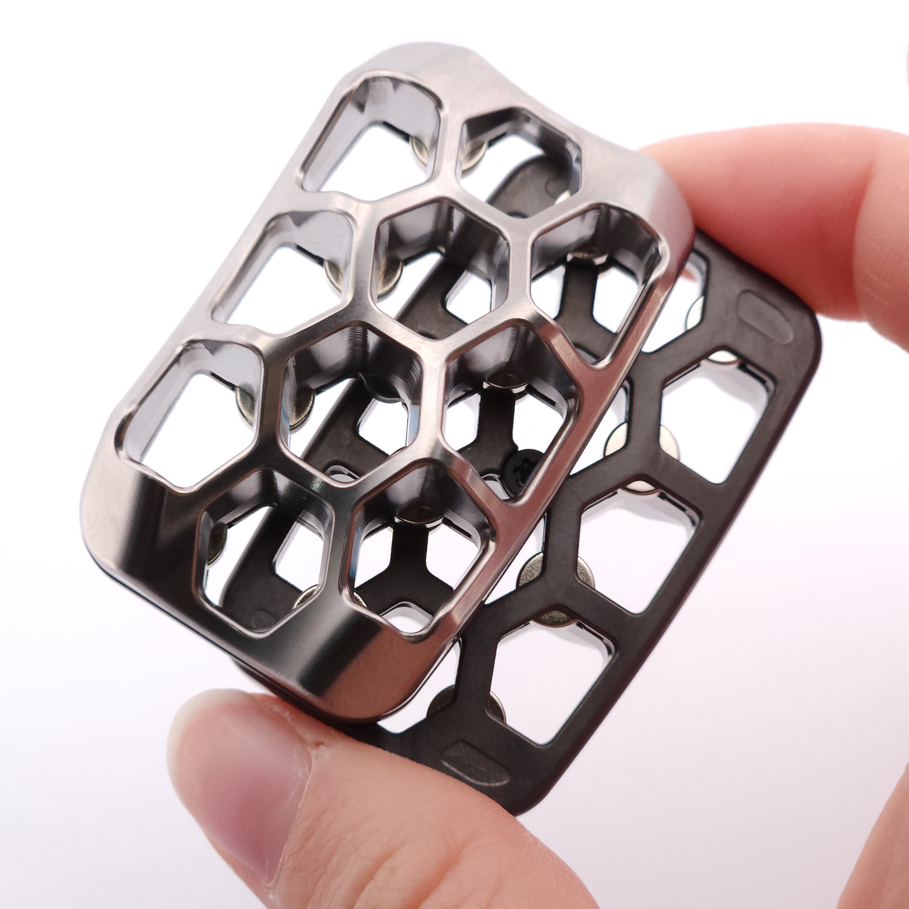 TAF222 -  "Fat" Skelly Hex