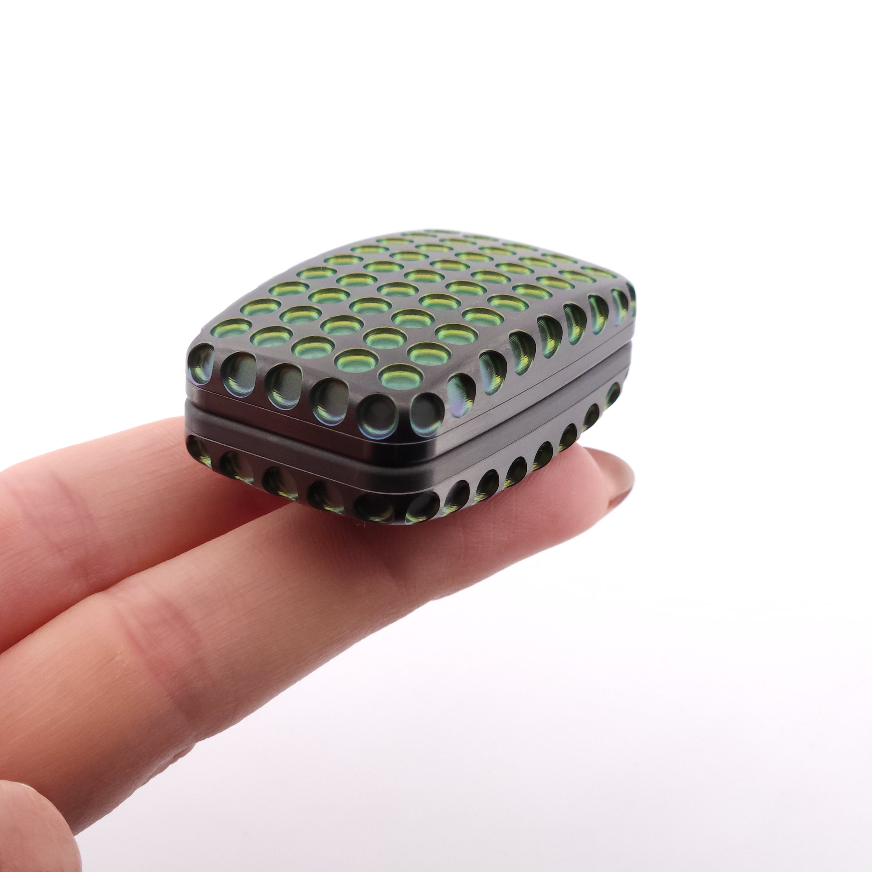 ZA-455-L: Pebble "Dimple"