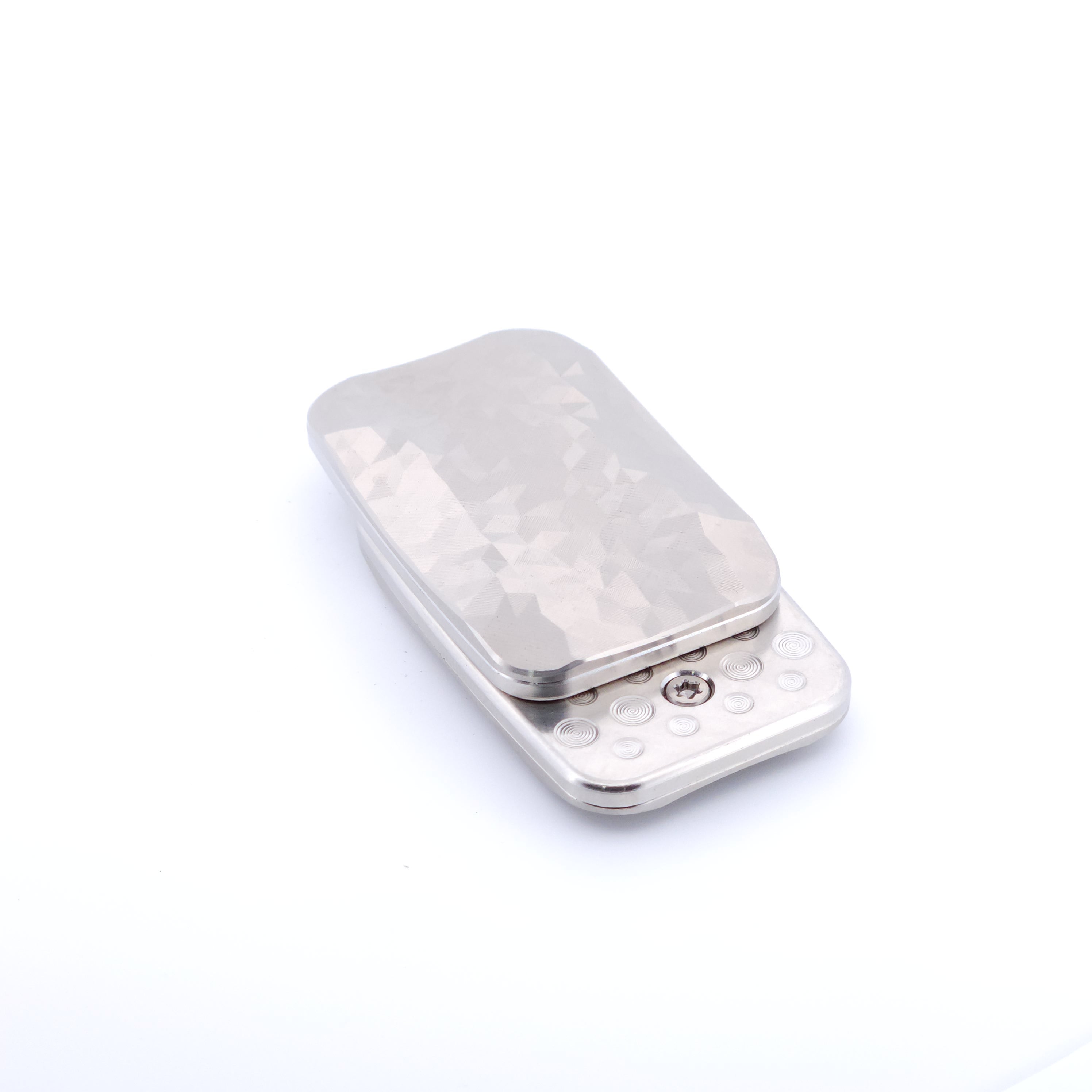 Titanium - SF041 - Squashed Toad "Frost"