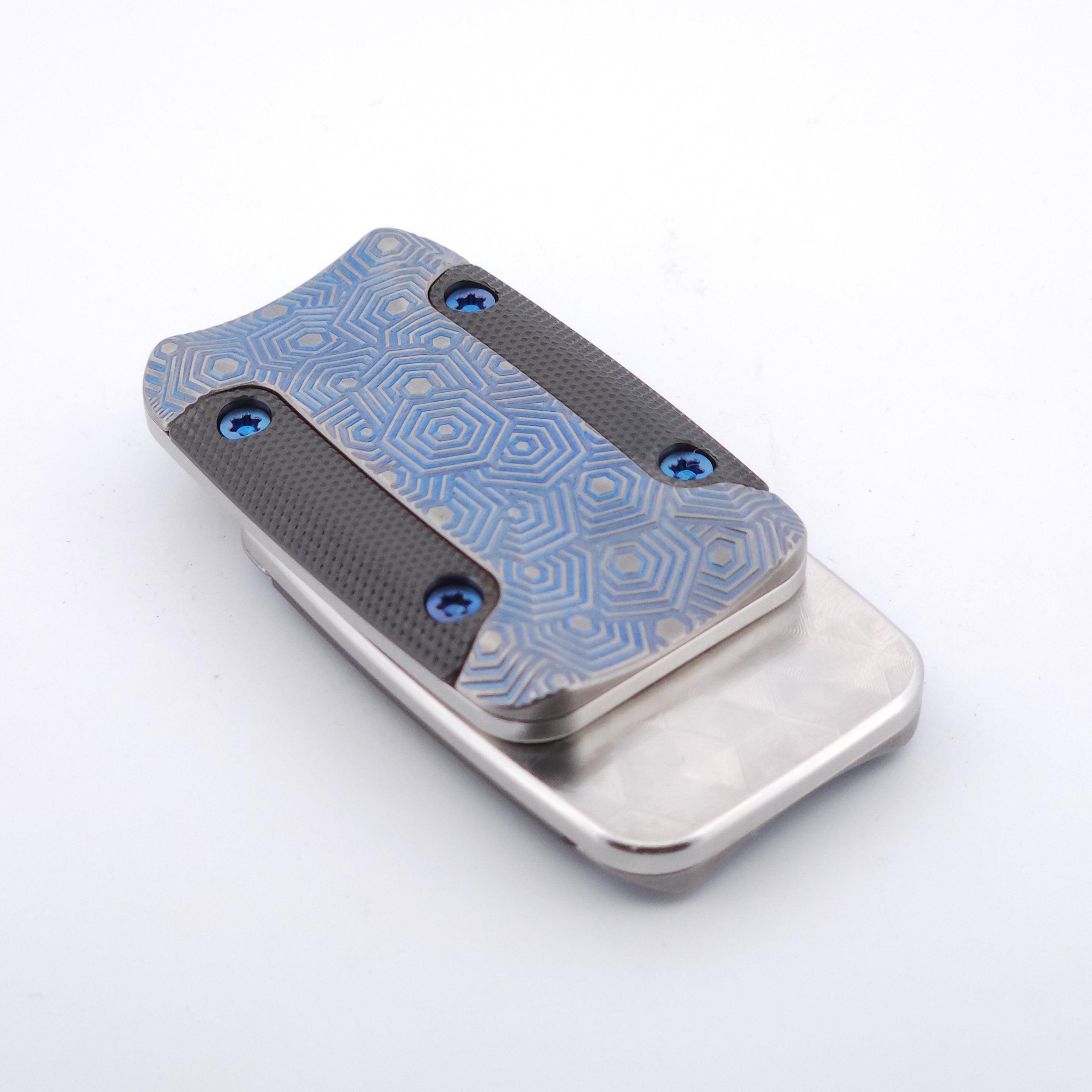 TAH043 - SideWinder "1 of 1"
