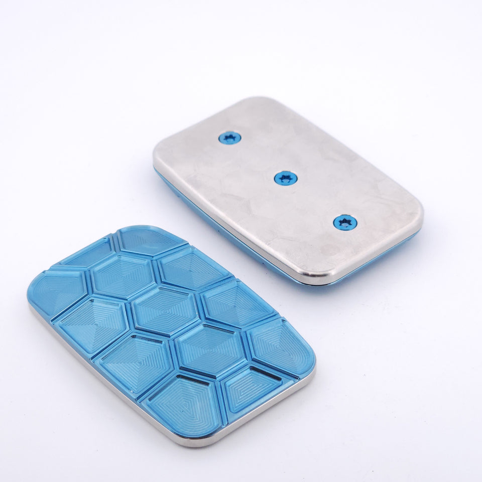 TAH345 - Flat Turtle "Inverse"