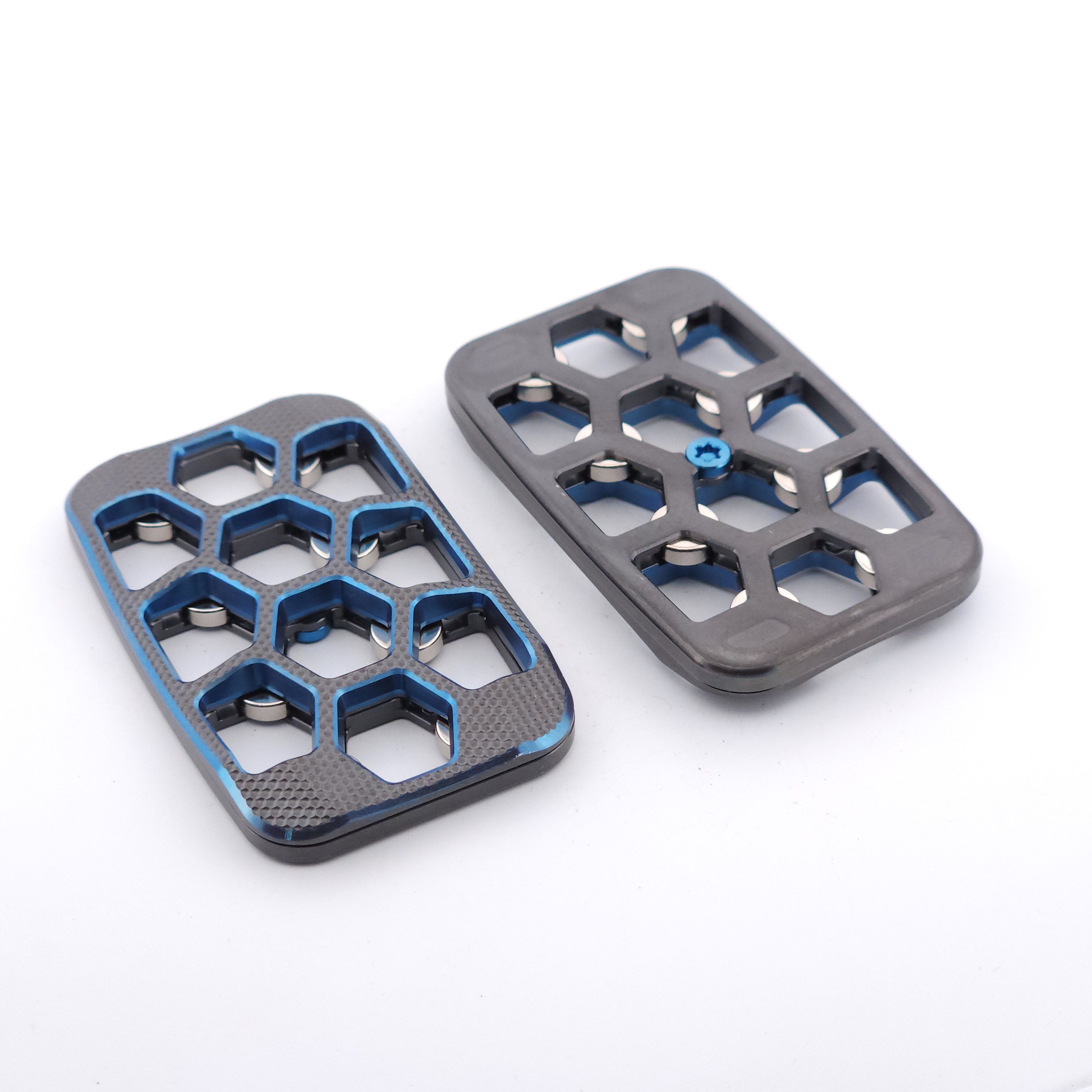 ZAD496- Skelly Hex "Fine Golf"