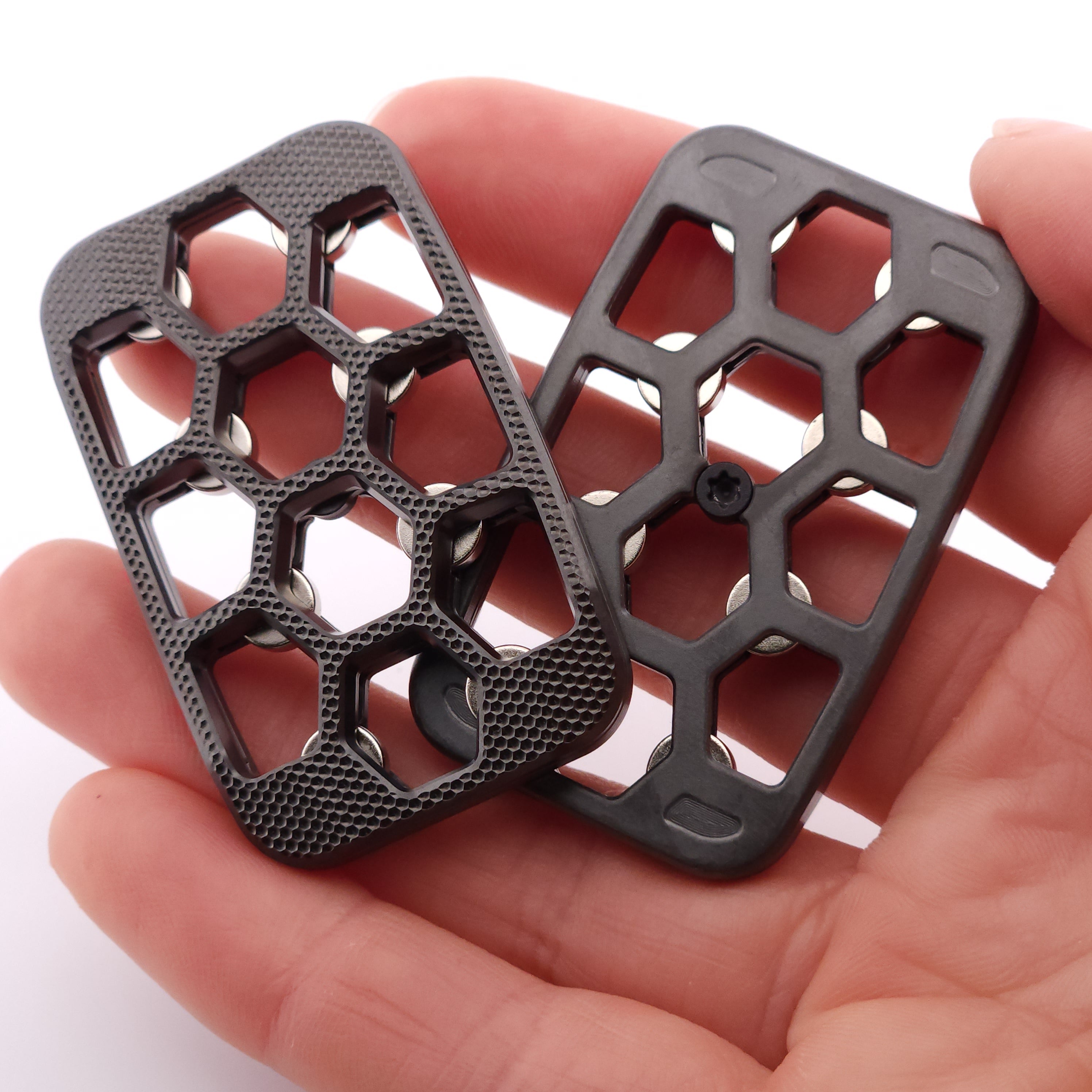 ZAD463 - Skelly Hex "Fine Golf"