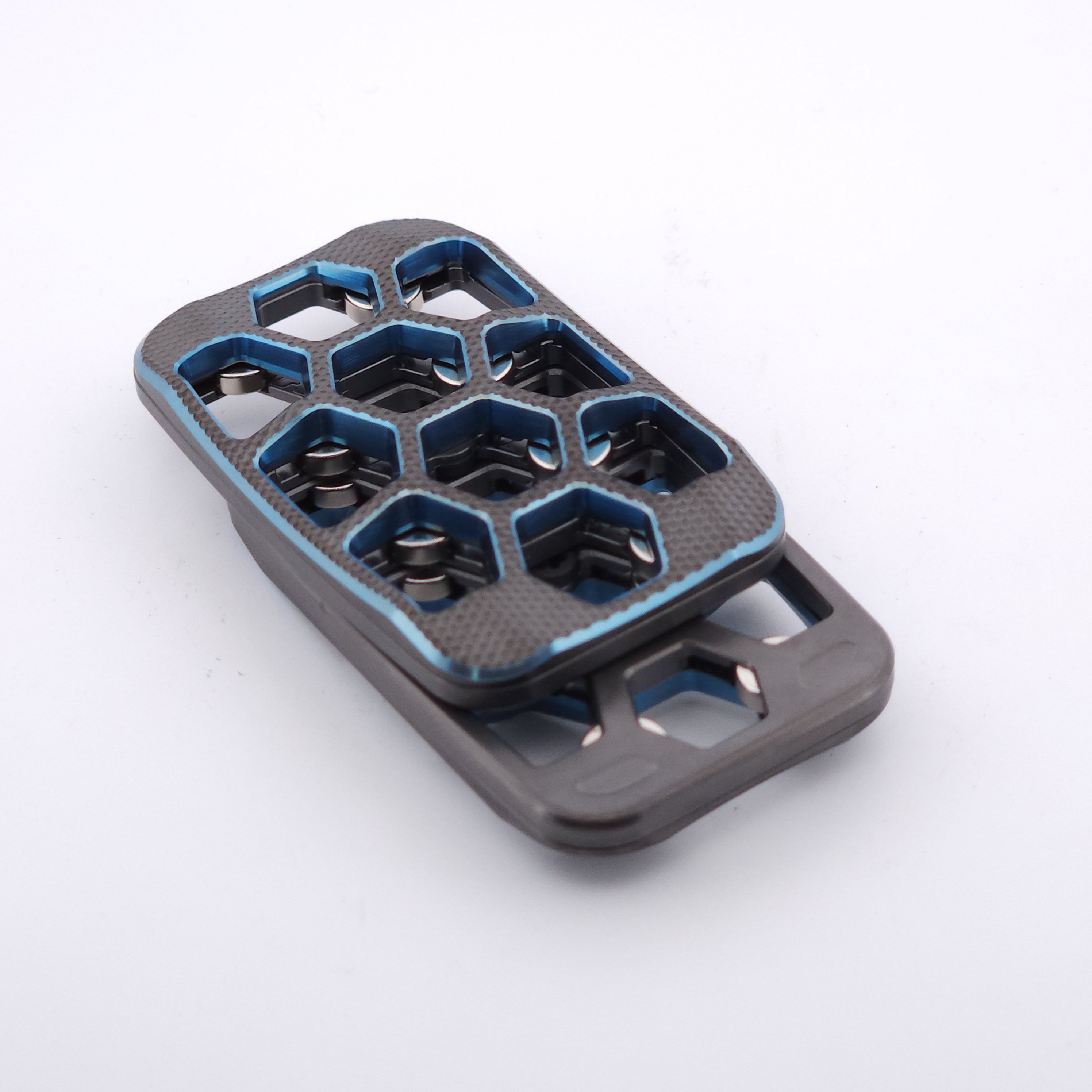 ZAD483 - Skelly Hex "Fine Golf"