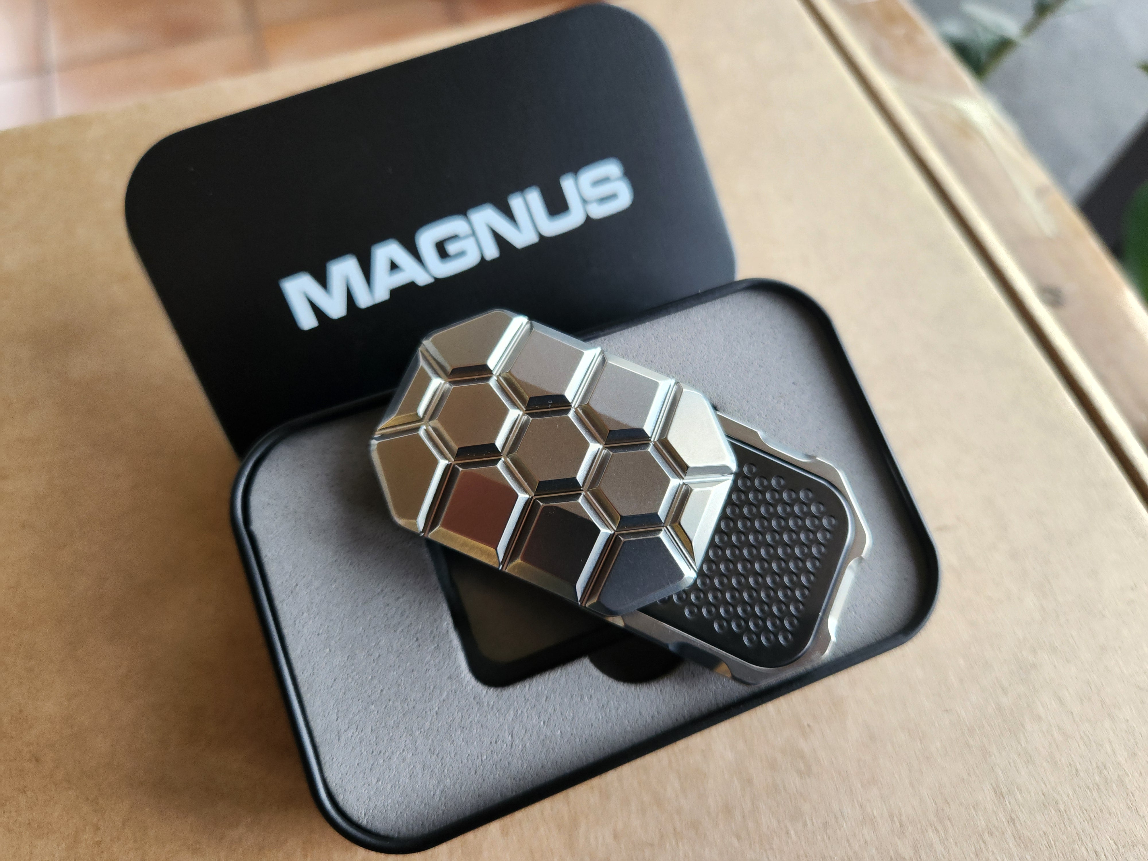 Titanium - SD086 - Turtle 3-Click