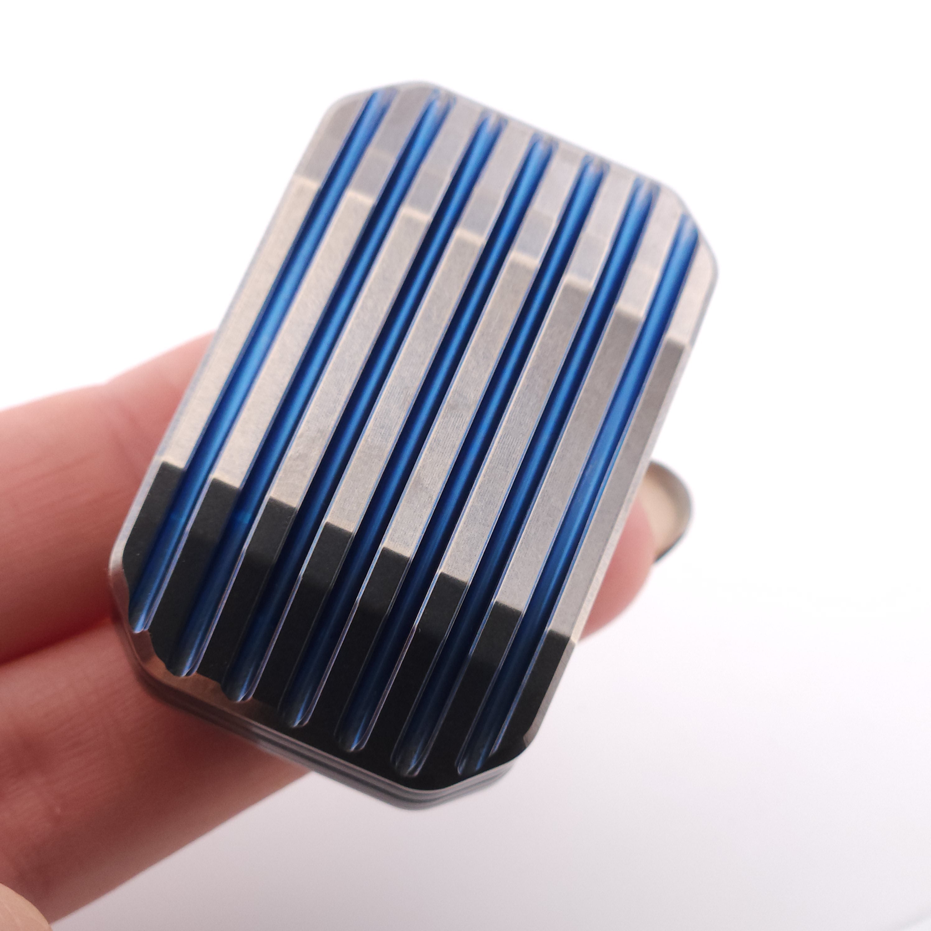 TA-358-L: Egg Slicer
