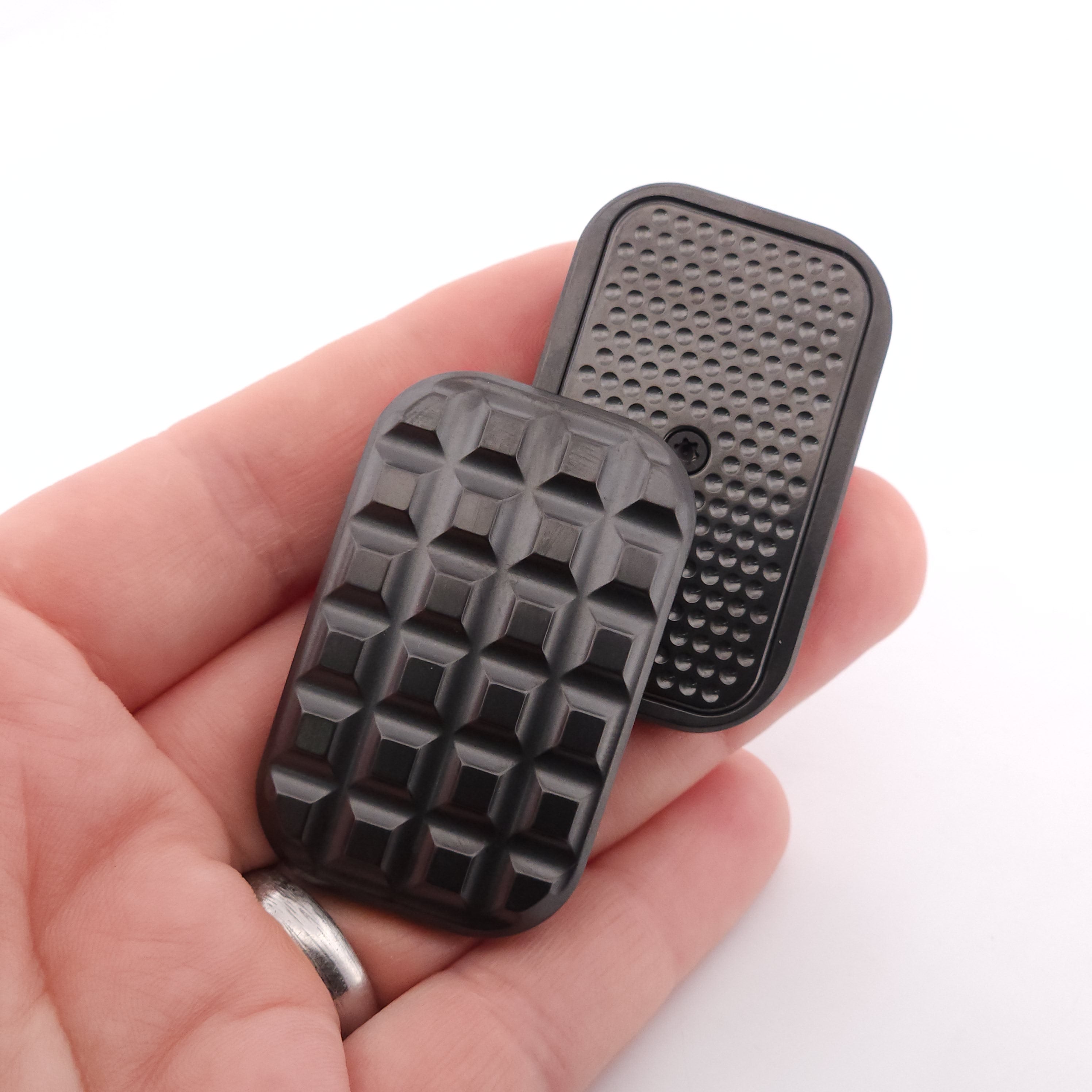 ZA-444-L: Grenade