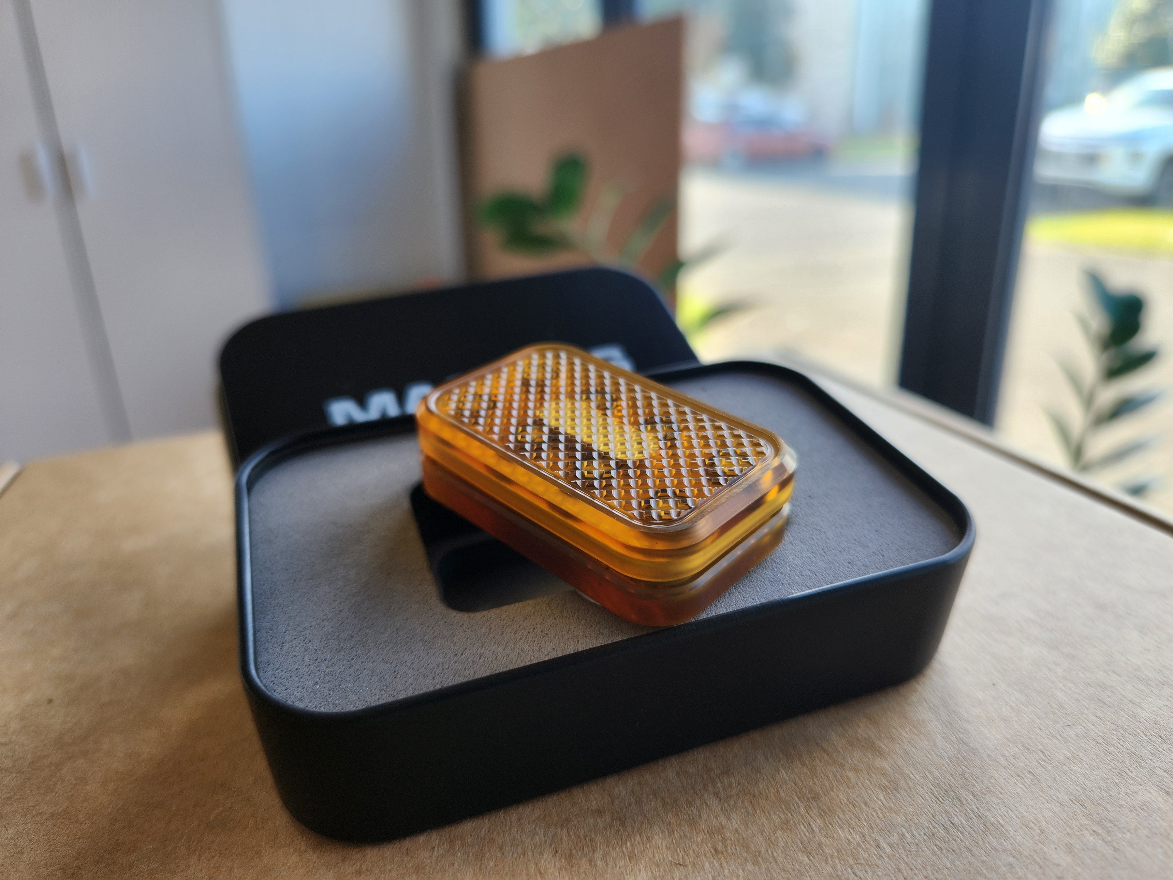 Ultem - SD105 - Retro 3-Click