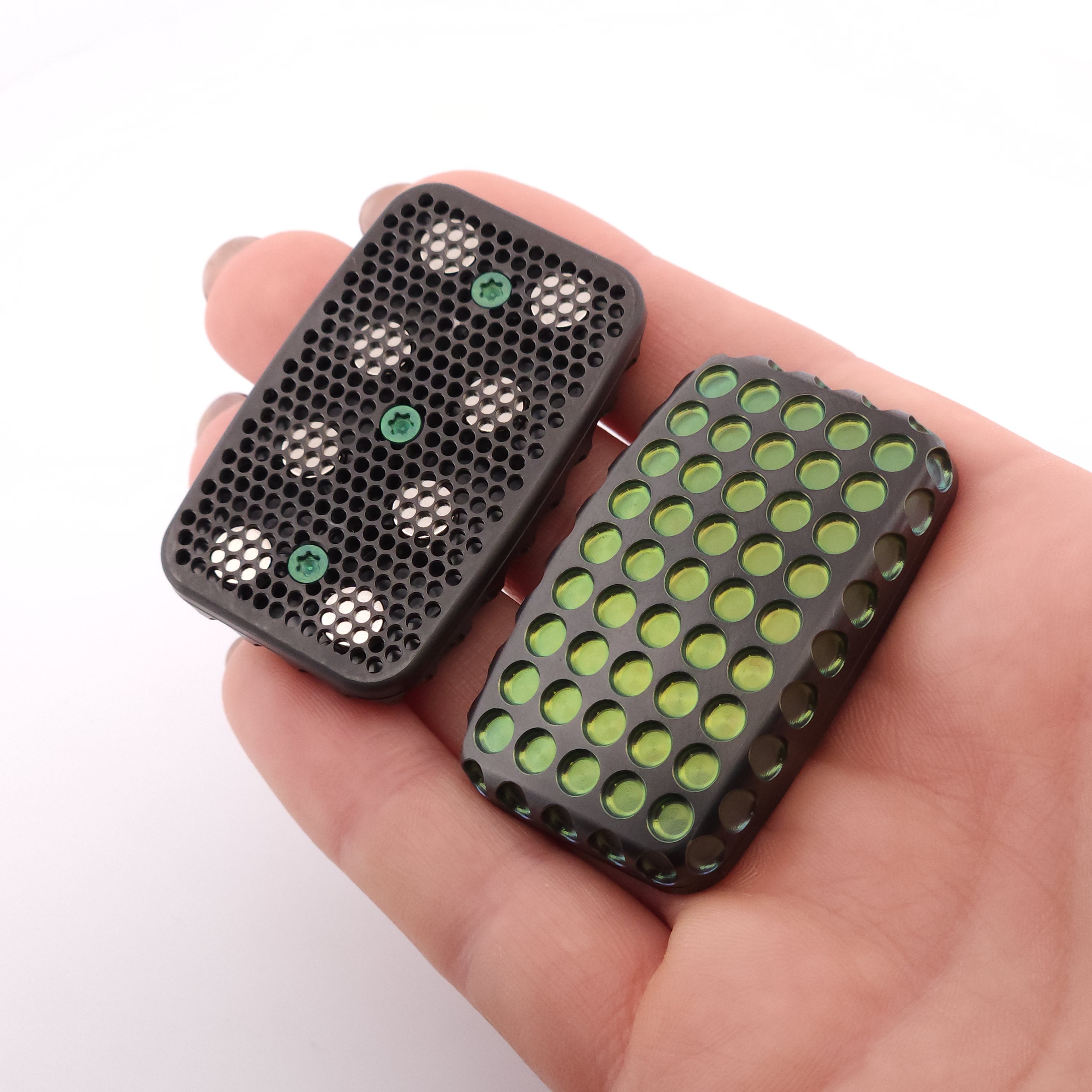 ZA-455-L: Pebble "Dimple"